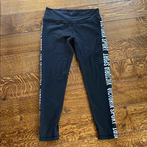 Victoria’s Secret Sport Leggings - Picture 2 of 3